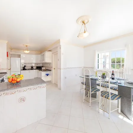 Paloma - Tranquilidade Com Piscina Aquecivel E Bbq - * Albufeira