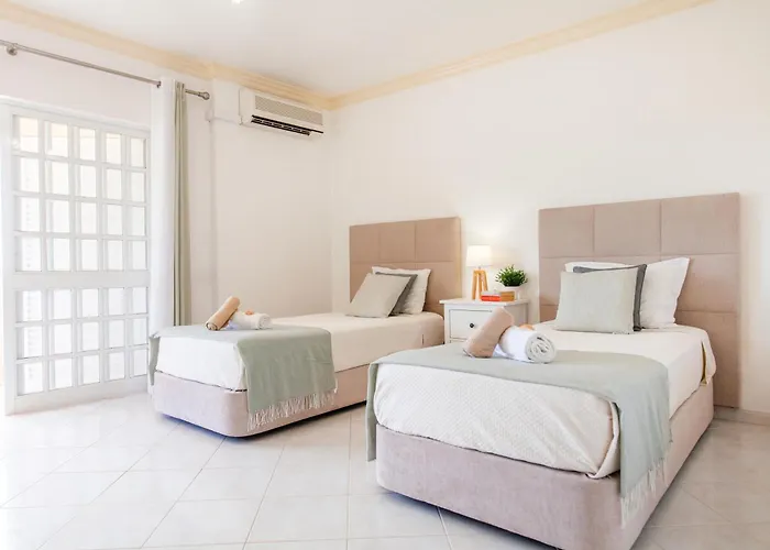 Villa Paloma By Algarve Vacation