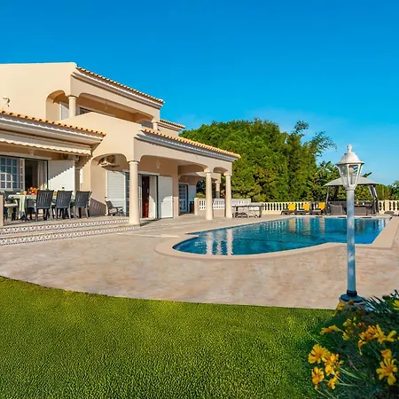 Villa Paloma - Tranquilidade Com Piscina Aquecivel E Bbq - Albufeira